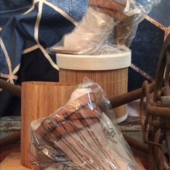 Faux Suede Block Heels w/ Straps JustFab - Picture 7 of 7